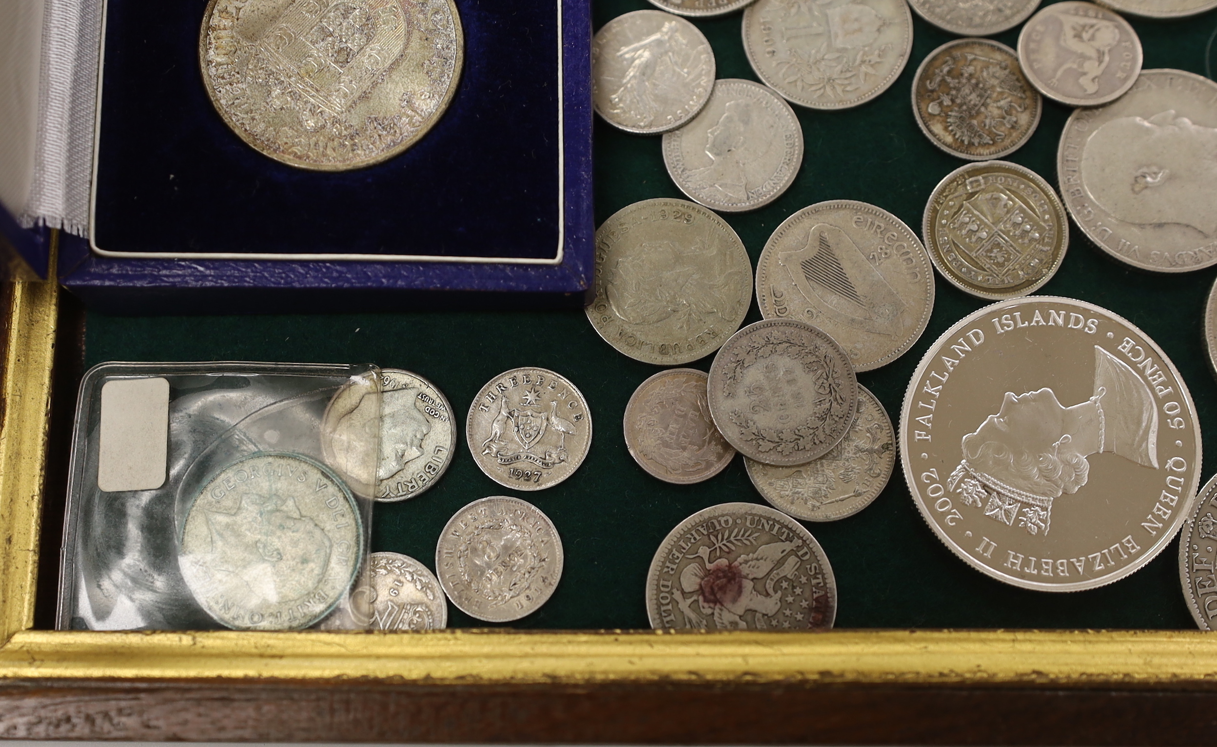 World coins, silver including Hong Kong one dollar 1901, 1895 crown, etc.